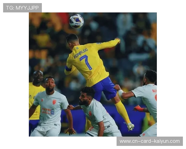 马内反越位单刀破网,利雅得赛场激情四溢